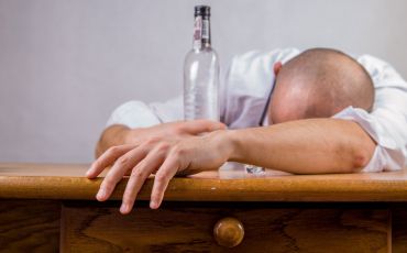 De bedste mad- og drikkevarer mod tømmermænd
