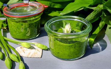 Opskrift på vegansk pesto - Sådan laver du pesto